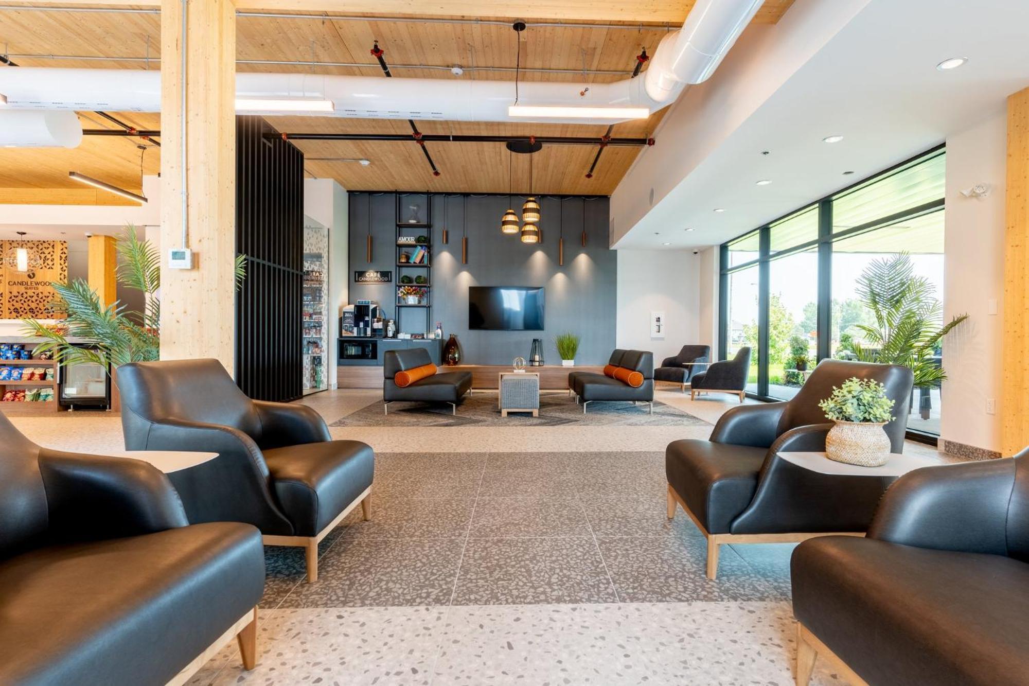 Holiday Inn Express & Suites - Trois Rivieres Ouest By Ihg Ngoại thất bức ảnh